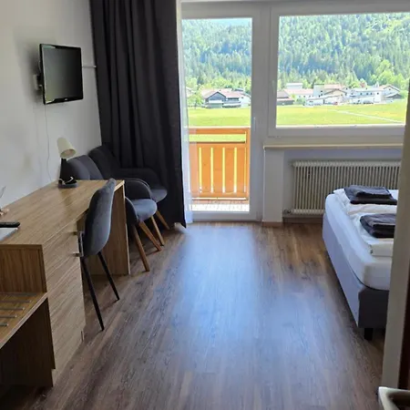 Ξενοδοχείο Naturparkhotel Florence Weissenbach am Lech